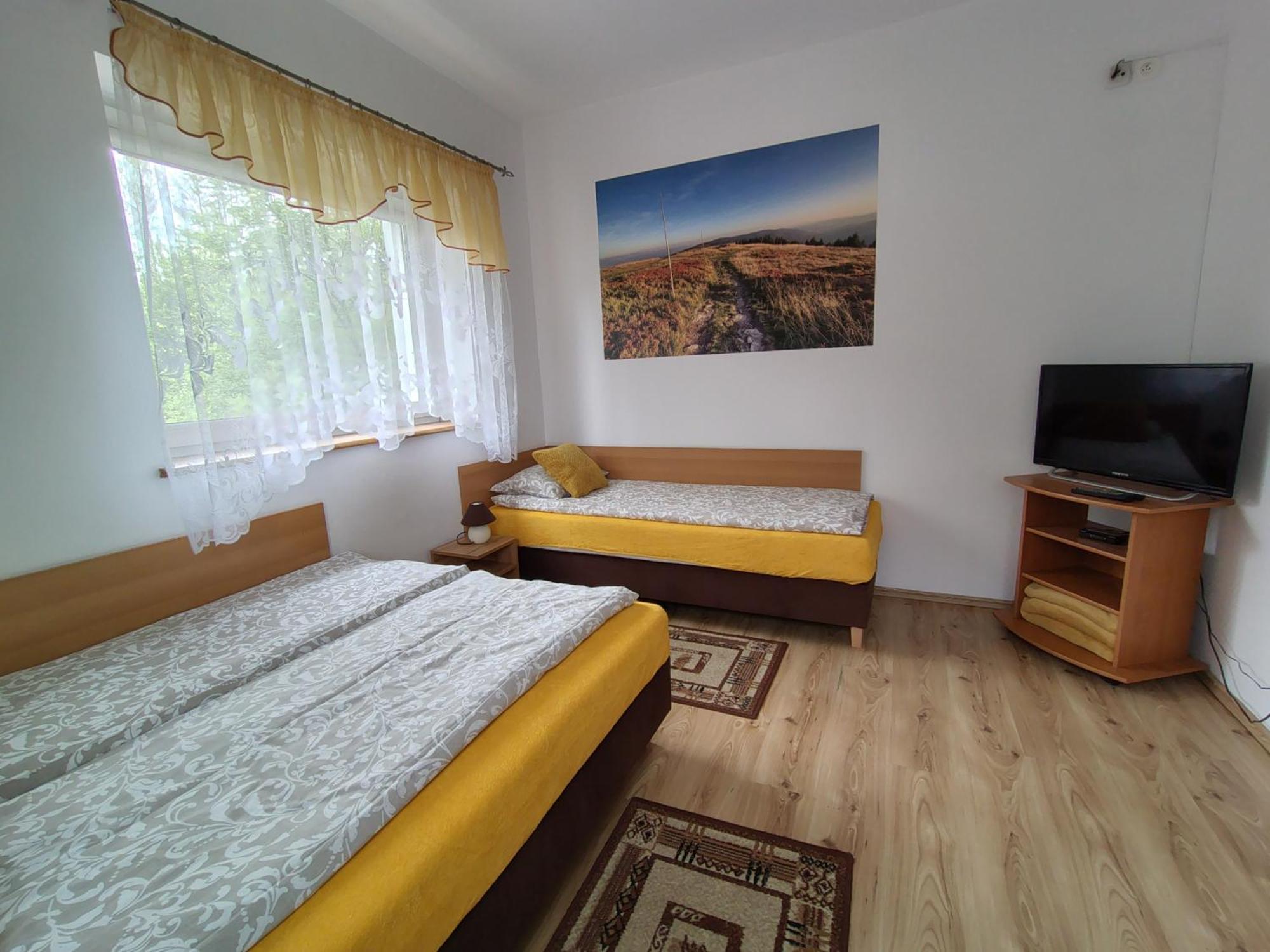 Jaskolka Apartman Lądek-Zdrój Kültér fotó